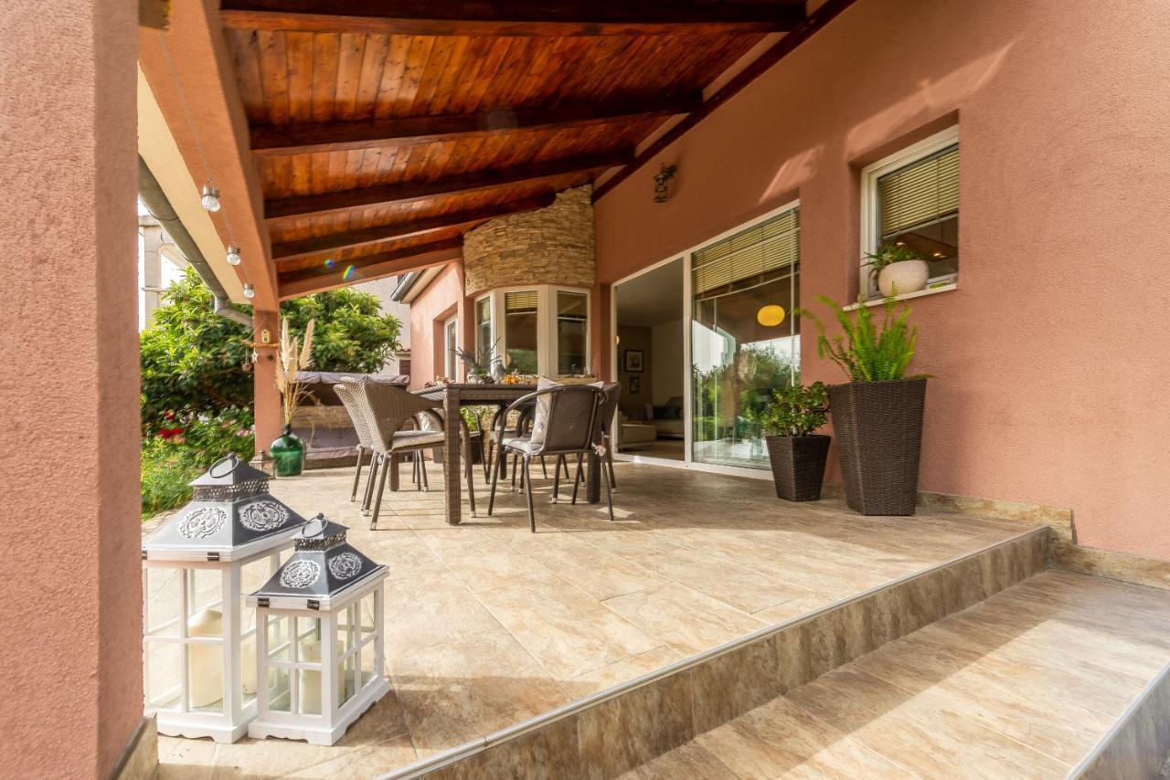 Villa Natura Zadar Buitenkant foto